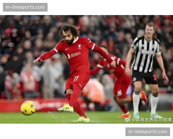 利物浦4-2击败布莱顿，萨拉赫两射一传