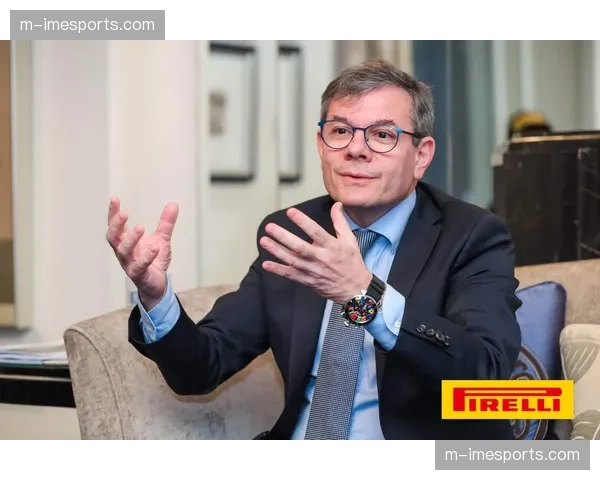 专访F1首位女性赛事干事：谈论在高压环境下做出判罚的标准