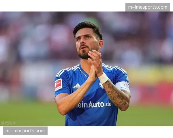 战报延伸:沙尔克04青年军展现活力,全队平均年龄最低但跑动数据位列本轮前三 战报延伸:沙尔克04青年军展现活力,全队平均年龄最低但跑动数据位列本轮前三